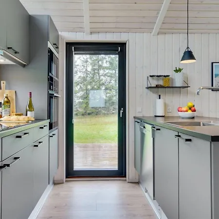 Holiday home Talitha - 1-5km From The Sea In Nw Jutland By Interhome *