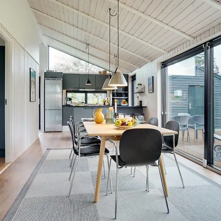 Holiday home Talitha - 1-5km From The Sea In Nw Jutland By Interhome *