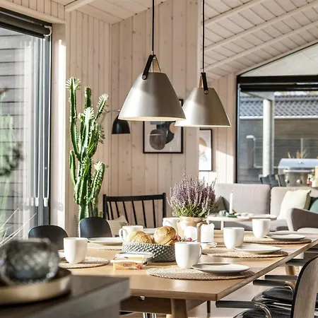 Talitha - 1-5km From The Sea By Interhome
