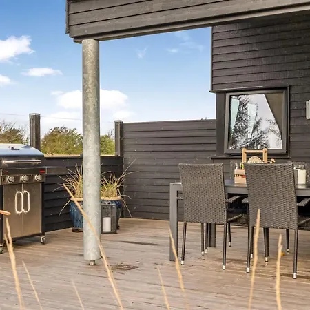 Talitha - 1-5km From The Sea By Interhome